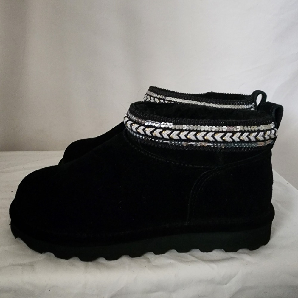 Bearpaw Rebecka Sequin Slip On Women's Size 7.5M Black Suede Ankle Bootie New